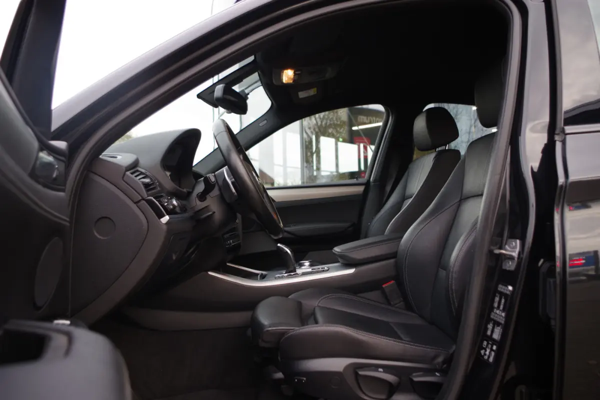 xDrive30d Centennial M-Sport High Executive, Camera, Leder, Xenon, Cruise Control