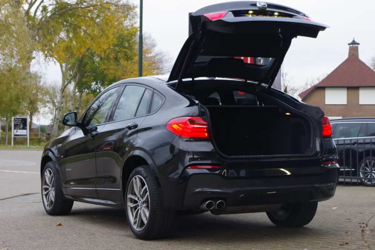 xDrive30d Centennial M-Sport High Executive, Camera, Leder, Xenon, Cruise Control
