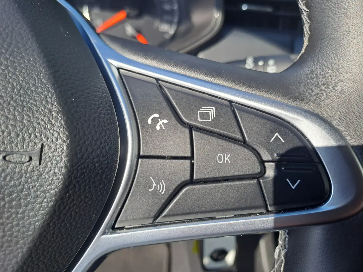 1.0 TCe 90 Equilibre | Navi | Cruise | Apple Carplay/Android Auto