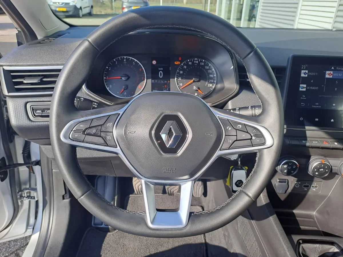 1.0 TCe 90 Equilibre | Navi | Cruise | Apple Carplay/Android Auto