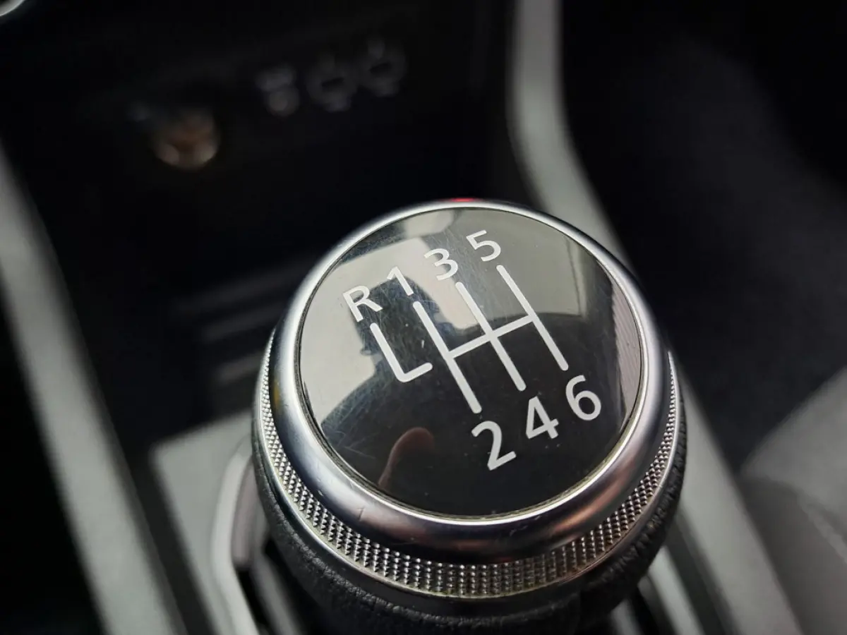 1.0 TCe 90 Equilibre | Navi | Cruise | Apple Carplay/Android Auto
