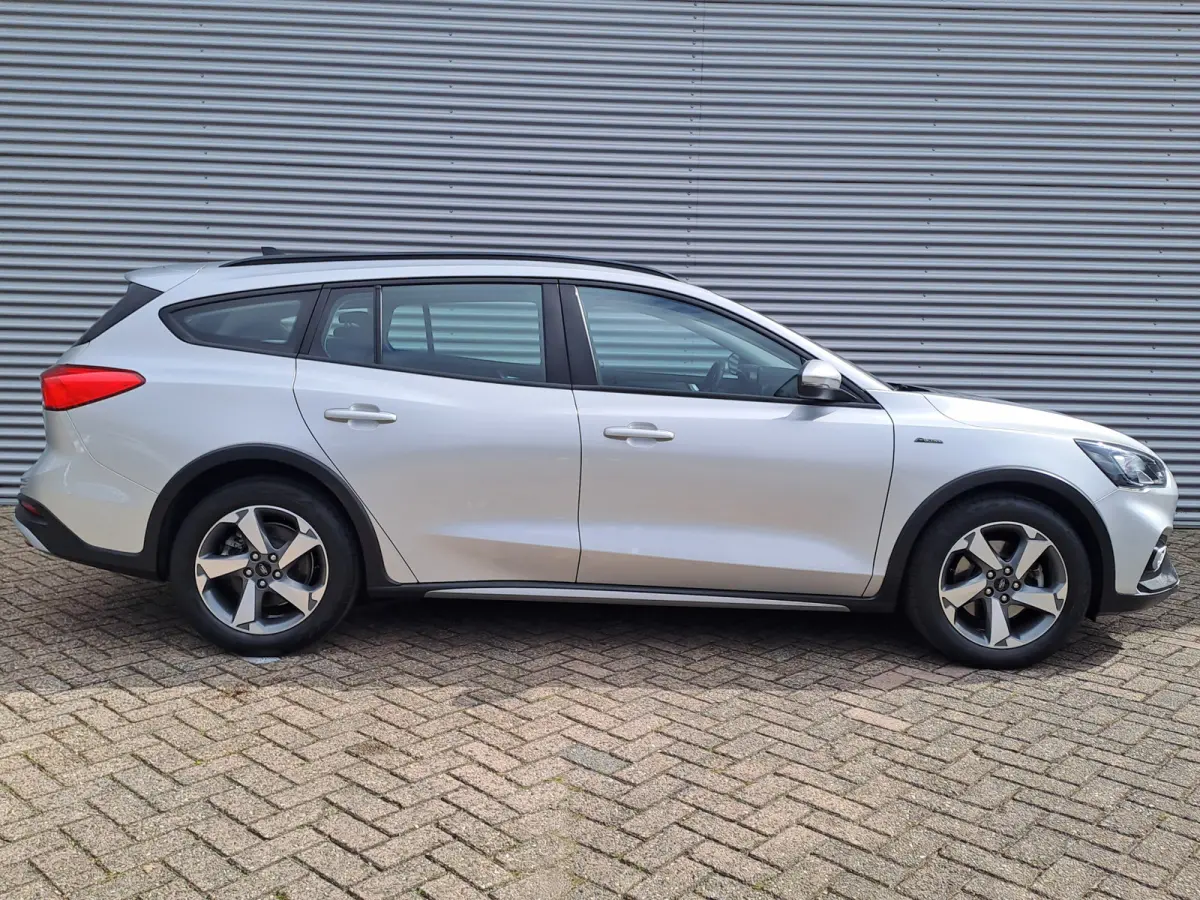 1.0 EcoBoost Active Business | Navi | PDC | Cruise | Trekhaak | ECC | Stoel, Stuur, Voorruit verwarming