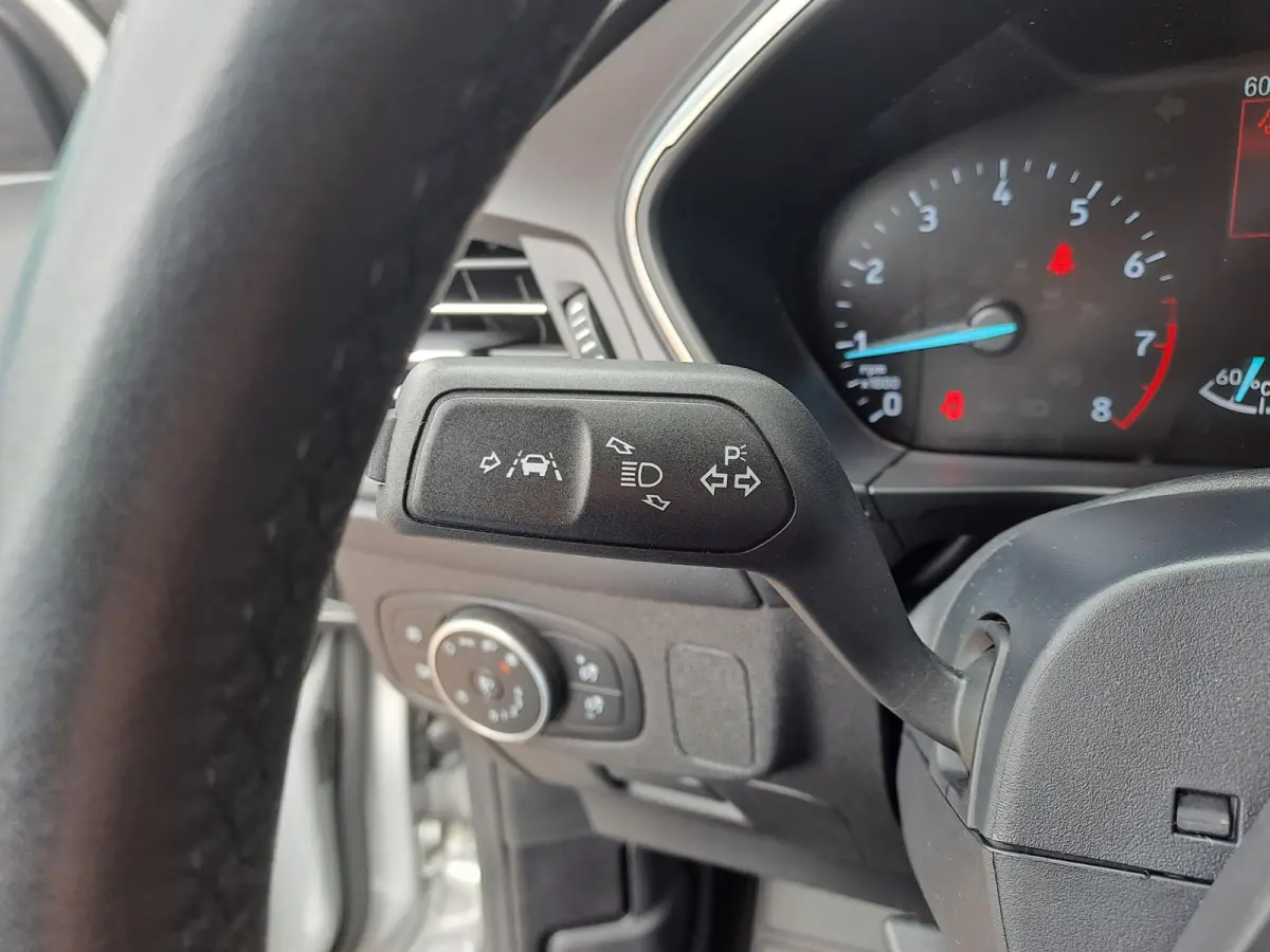 1.0 EcoBoost Active Business | Navi | PDC | Cruise | Trekhaak | ECC | Stoel, Stuur, Voorruit verwarming