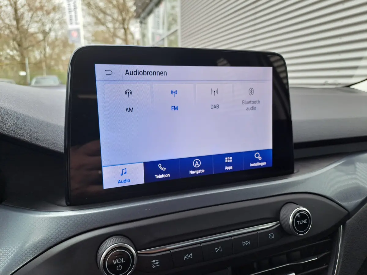 1.0 EcoBoost Active Business | Navi | PDC | Cruise | Trekhaak | ECC | Stoel, Stuur, Voorruit verwarming