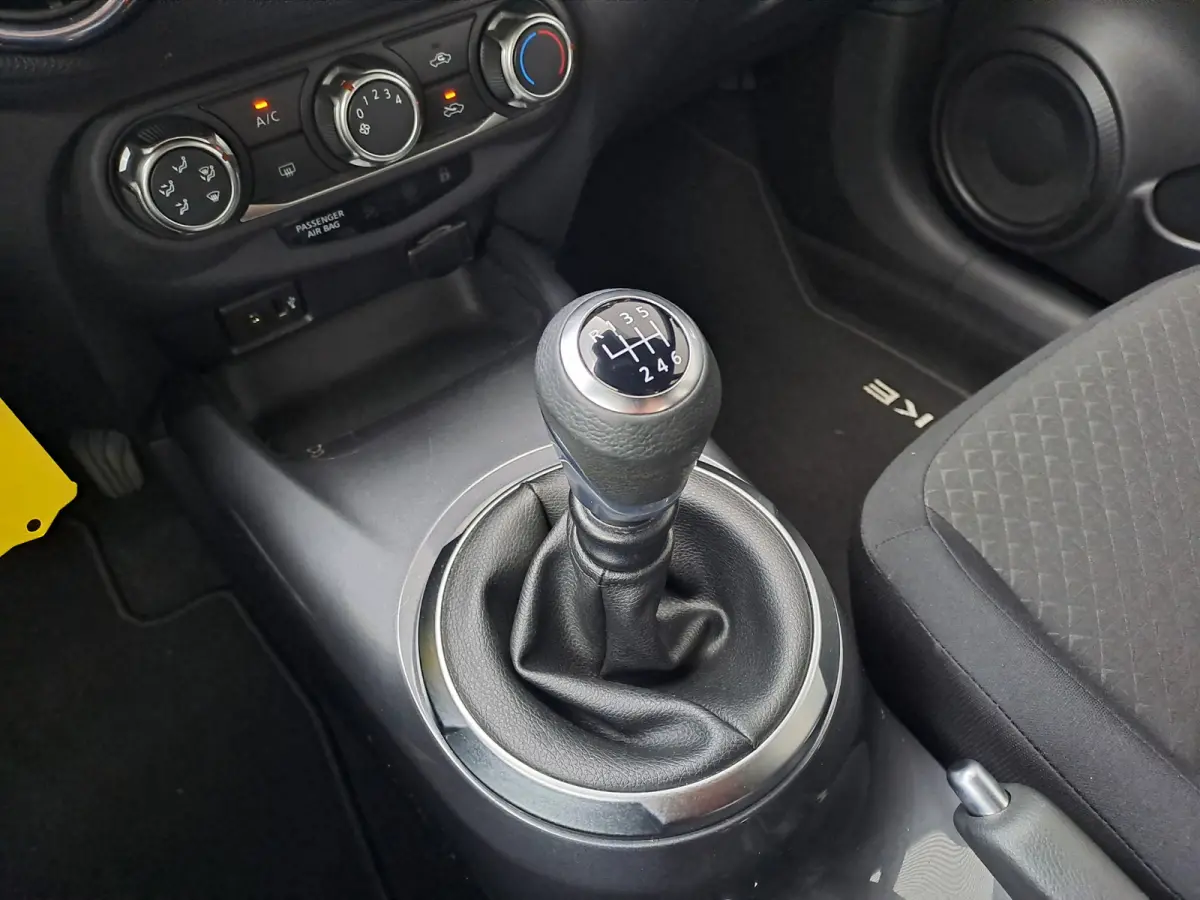 1.0 DIG-T Visia | Airco | Cruise | DAB | Bluetooth | Rijstrooksensor met correctie | Isofix