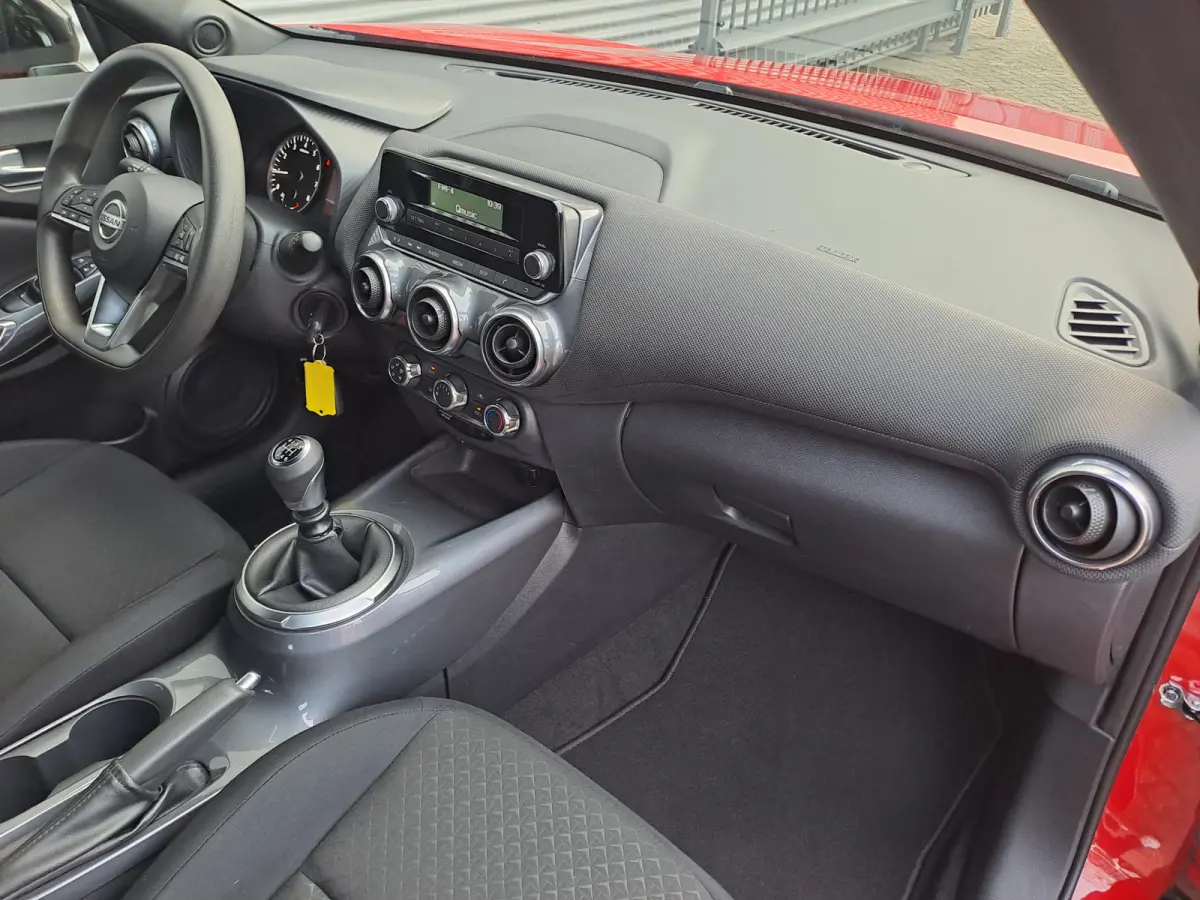 1.0 DIG-T Visia | Airco | Cruise | DAB | Bluetooth | Rijstrooksensor met correctie | Isofix