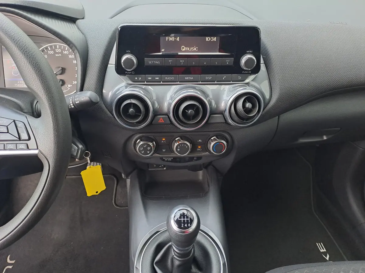 1.0 DIG-T Visia | Airco | Cruise | DAB | Bluetooth | Rijstrooksensor met correctie | Isofix