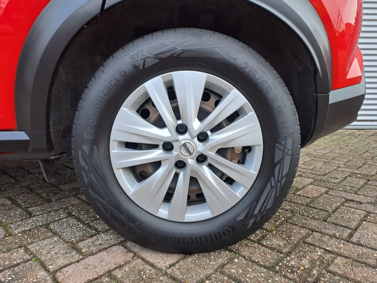 1.0 DIG-T Visia | Airco | Cruise | DAB | Bluetooth | Rijstrooksensor met correctie | Isofix