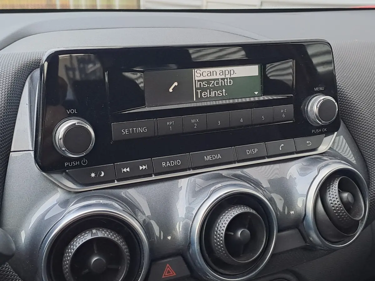 1.0 DIG-T Visia | Airco | Cruise | DAB | Bluetooth | Rijstrooksensor met correctie | Isofix