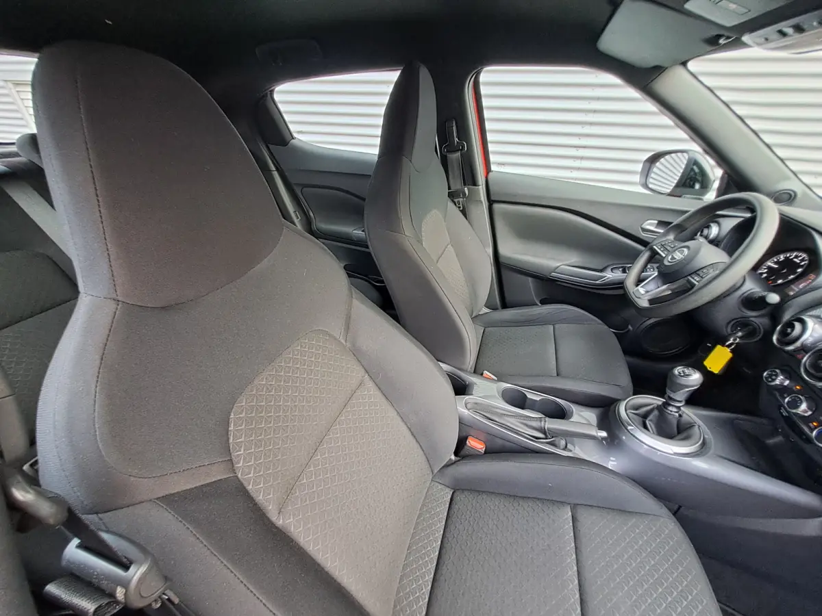 1.0 DIG-T Visia | Airco | Cruise | DAB | Bluetooth | Rijstrooksensor met correctie | Isofix
