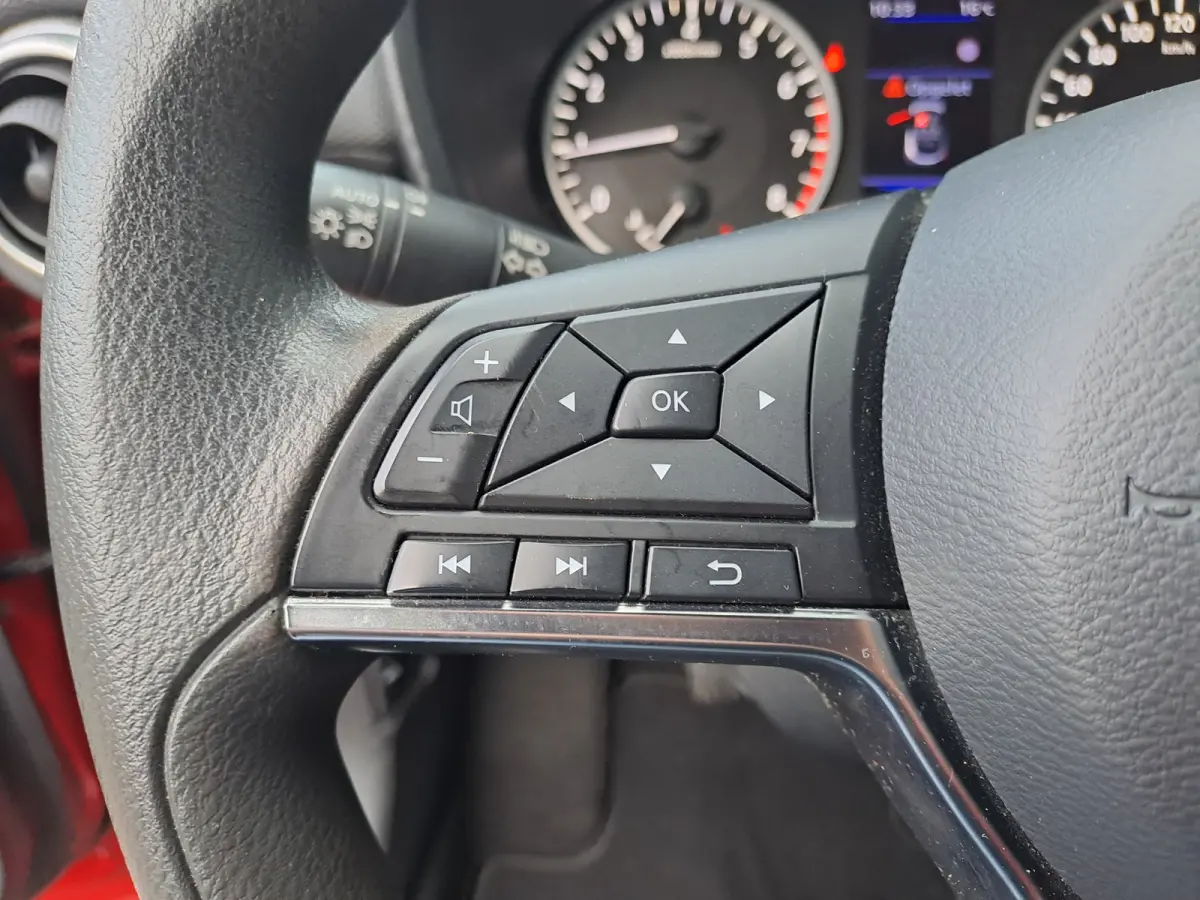 1.0 DIG-T Visia | Airco | Cruise | DAB | Bluetooth | Rijstrooksensor met correctie | Isofix