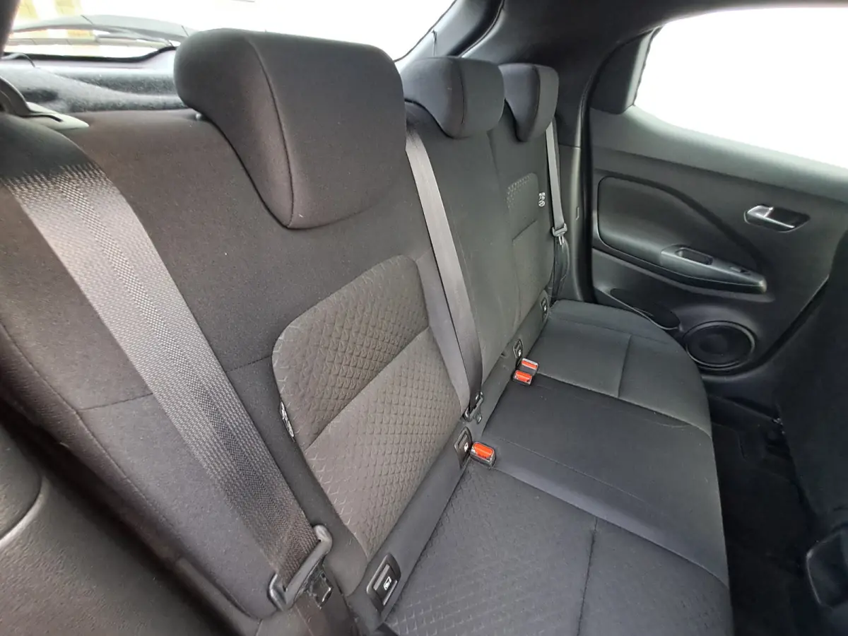 1.0 DIG-T Visia | Airco | Cruise | DAB | Bluetooth | Rijstrooksensor met correctie | Isofix