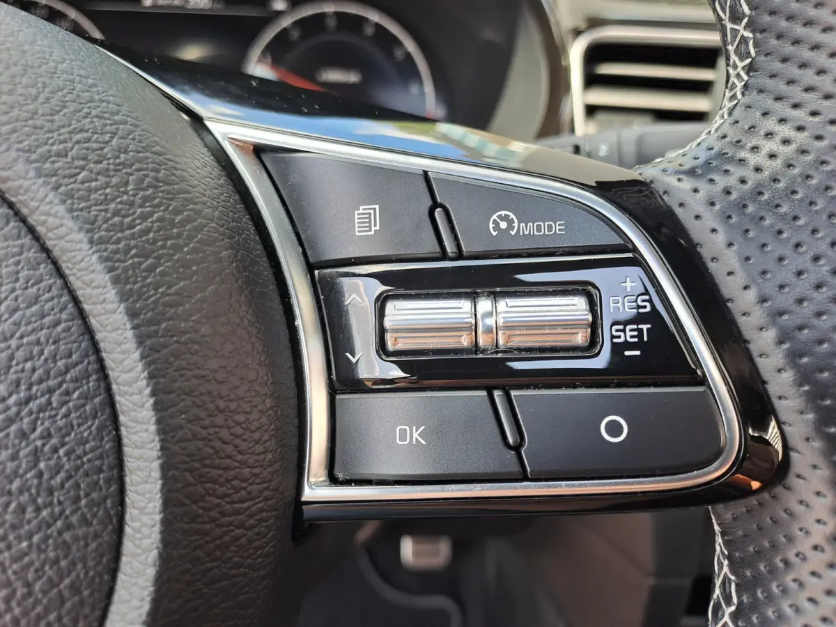 1.0 T-GDI GT-Line | Navigatie | Elektr. schuif/kanteldak | Camera | Apple Carplay/Android Auto Stoel en stuur verwarming | Sensoren