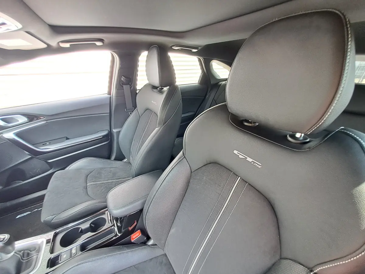 1.0 T-GDI GT-Line | Navigatie | Elektr. schuif/kanteldak | Camera | Apple Carplay/Android Auto Stoel en stuur verwarming | Sensoren