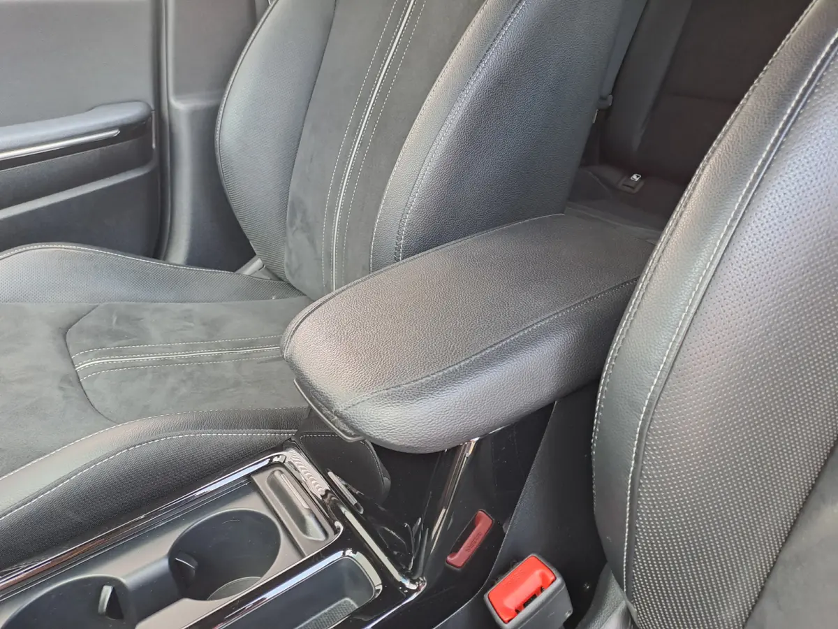 1.0 T-GDI GT-Line | Navigatie | Elektr. schuif/kanteldak | Camera | Apple Carplay/Android Auto Stoel en stuur verwarming | Sensoren