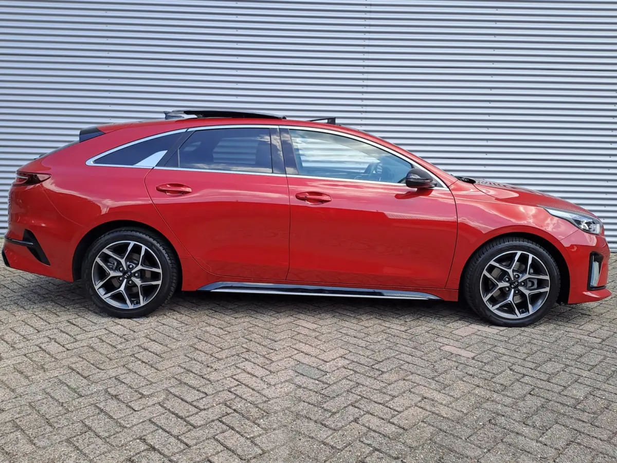 1.0 T-GDI GT-Line | Navigatie | Elektr. schuif/kanteldak | Camera | Apple Carplay/Android Auto Stoel en stuur verwarming | Sensoren