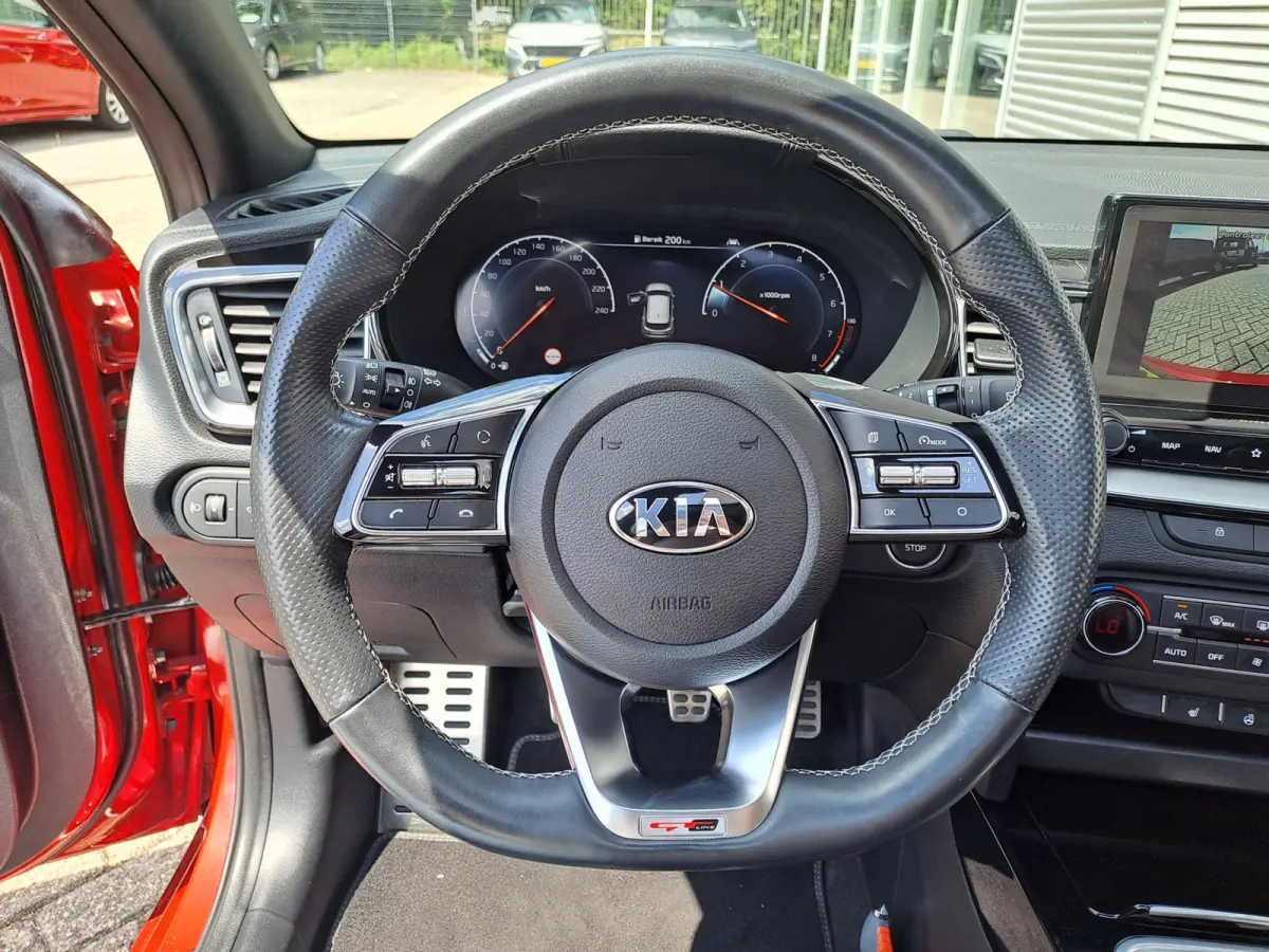 1.0 T-GDI GT-Line | Navigatie | Elektr. schuif/kanteldak | Camera | Apple Carplay/Android Auto Stoel en stuur verwarming | Sensoren