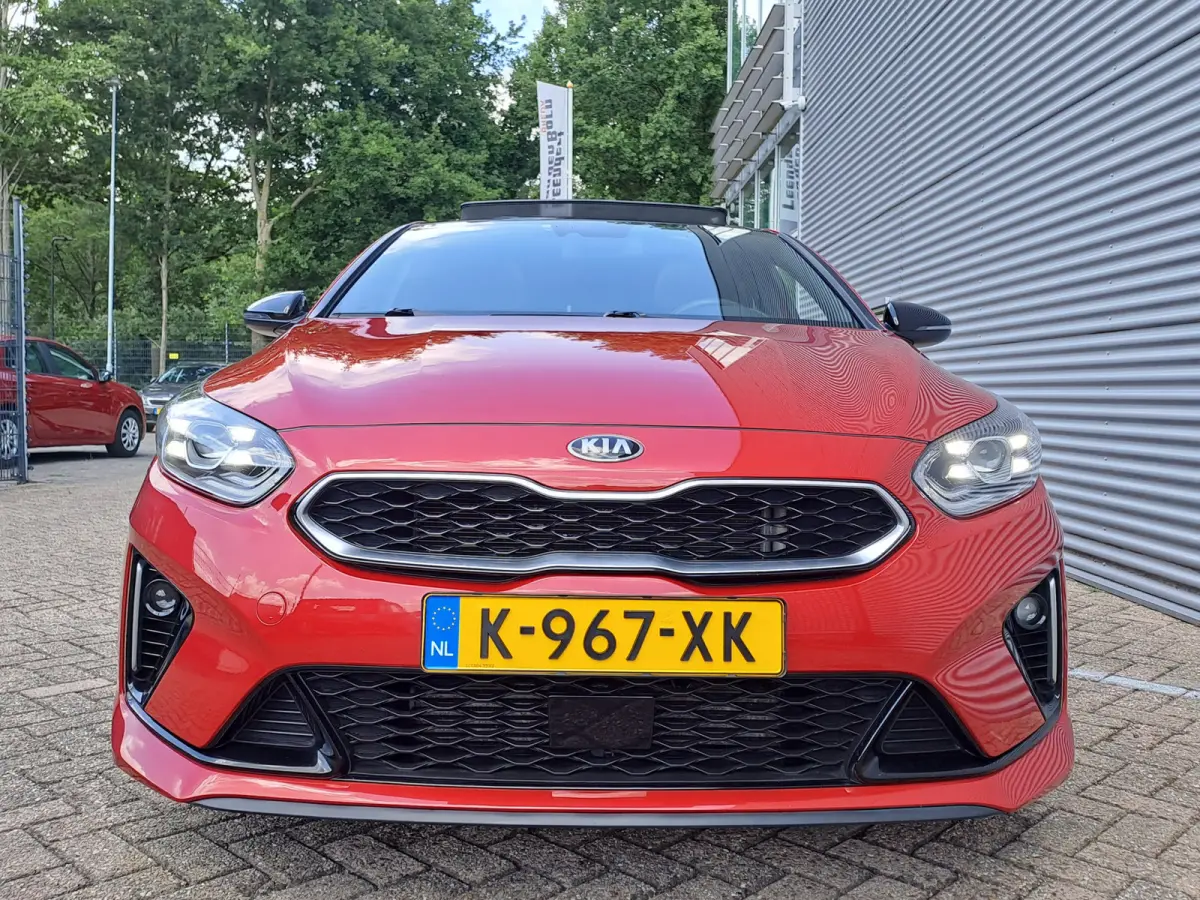 1.0 T-GDI GT-Line | Navigatie | Elektr. schuif/kanteldak | Camera | Apple Carplay/Android Auto Stoel en stuur verwarming | Sensoren