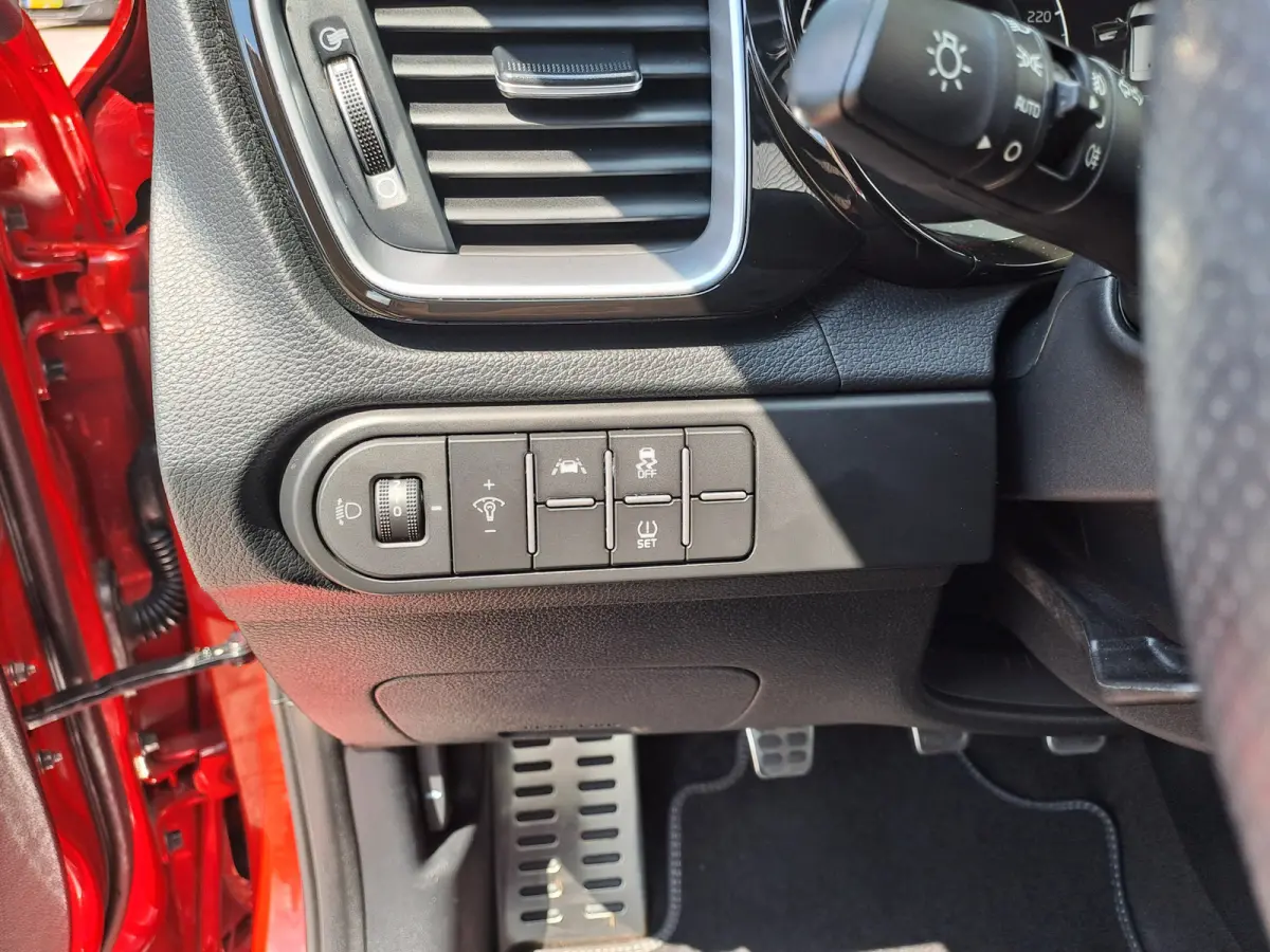 1.0 T-GDI GT-Line | Navigatie | Elektr. schuif/kanteldak | Camera | Apple Carplay/Android Auto Stoel en stuur verwarming | Sensoren