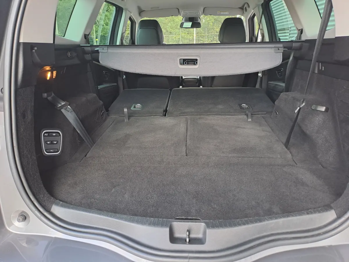 1.3 TCe Techno 7p. | Navigatie | Camera | Apple Carplay/Android Auto | Cruise | 7 zitter / persoons