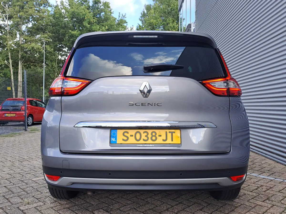 1.3 TCe Techno 7p. | Navigatie | Camera | Apple Carplay/Android Auto | Cruise | 7 zitter / persoons