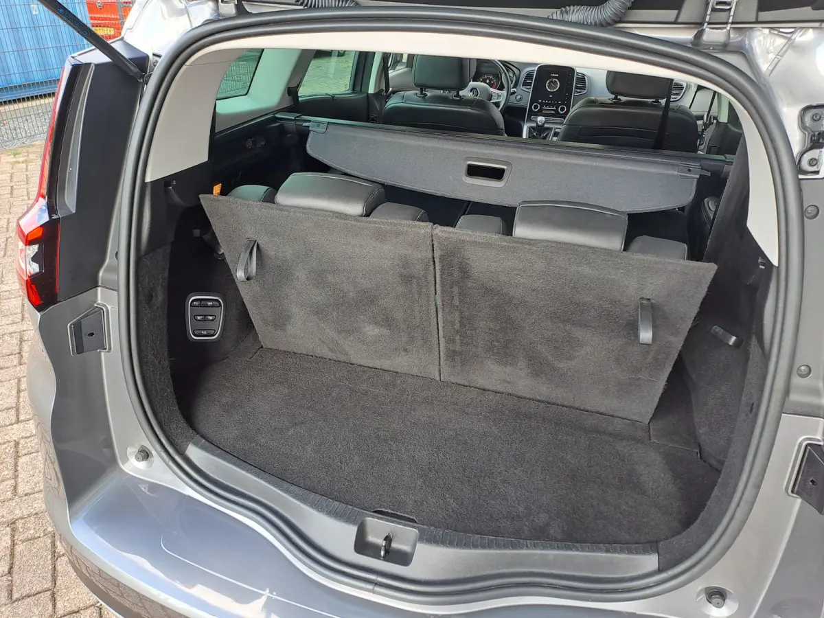 1.3 TCe Techno 7p. | Navigatie | Camera | Apple Carplay/Android Auto | Cruise | 7 zitter / persoons