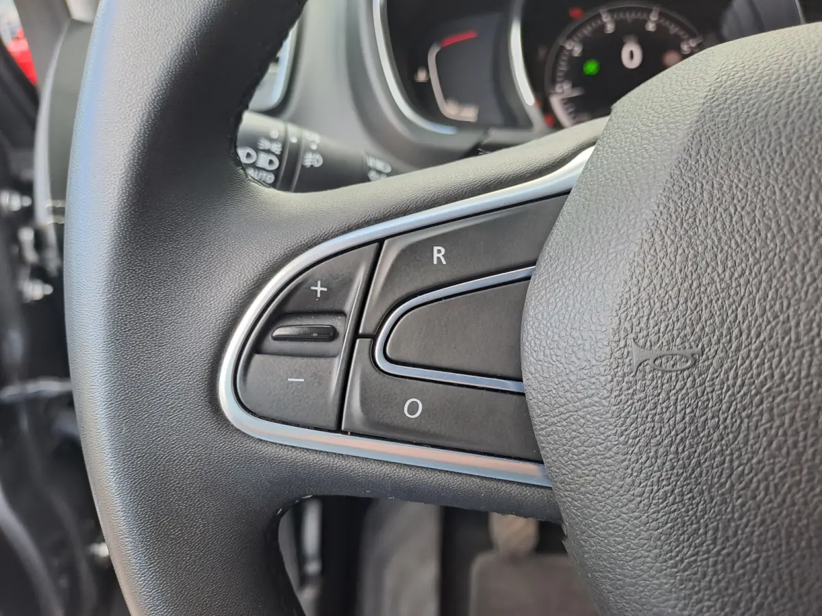 1.3 TCe Techno 7p. | Navigatie | Camera | Apple Carplay/Android Auto | Cruise | 7 zitter / persoons