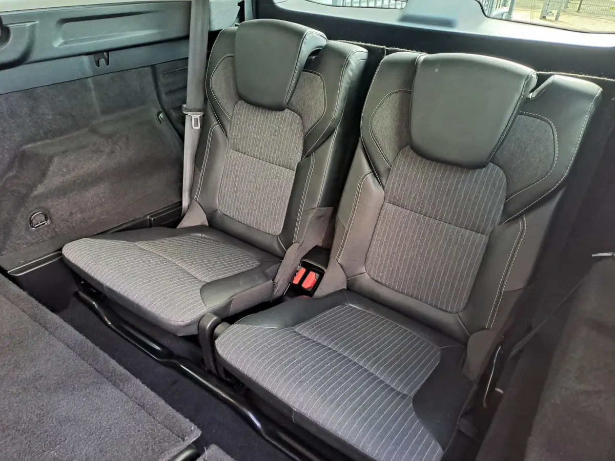 1.3 TCe Techno 7p. | Navigatie | Camera | Apple Carplay/Android Auto | Cruise | 7 zitter / persoons