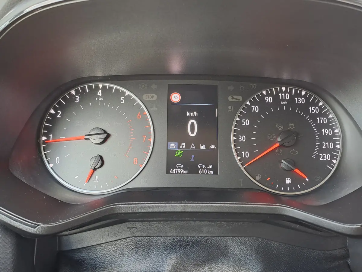 1.0 TCe 90 Equilibre | Navi | Cruise | Apple Carplay/Android Auto