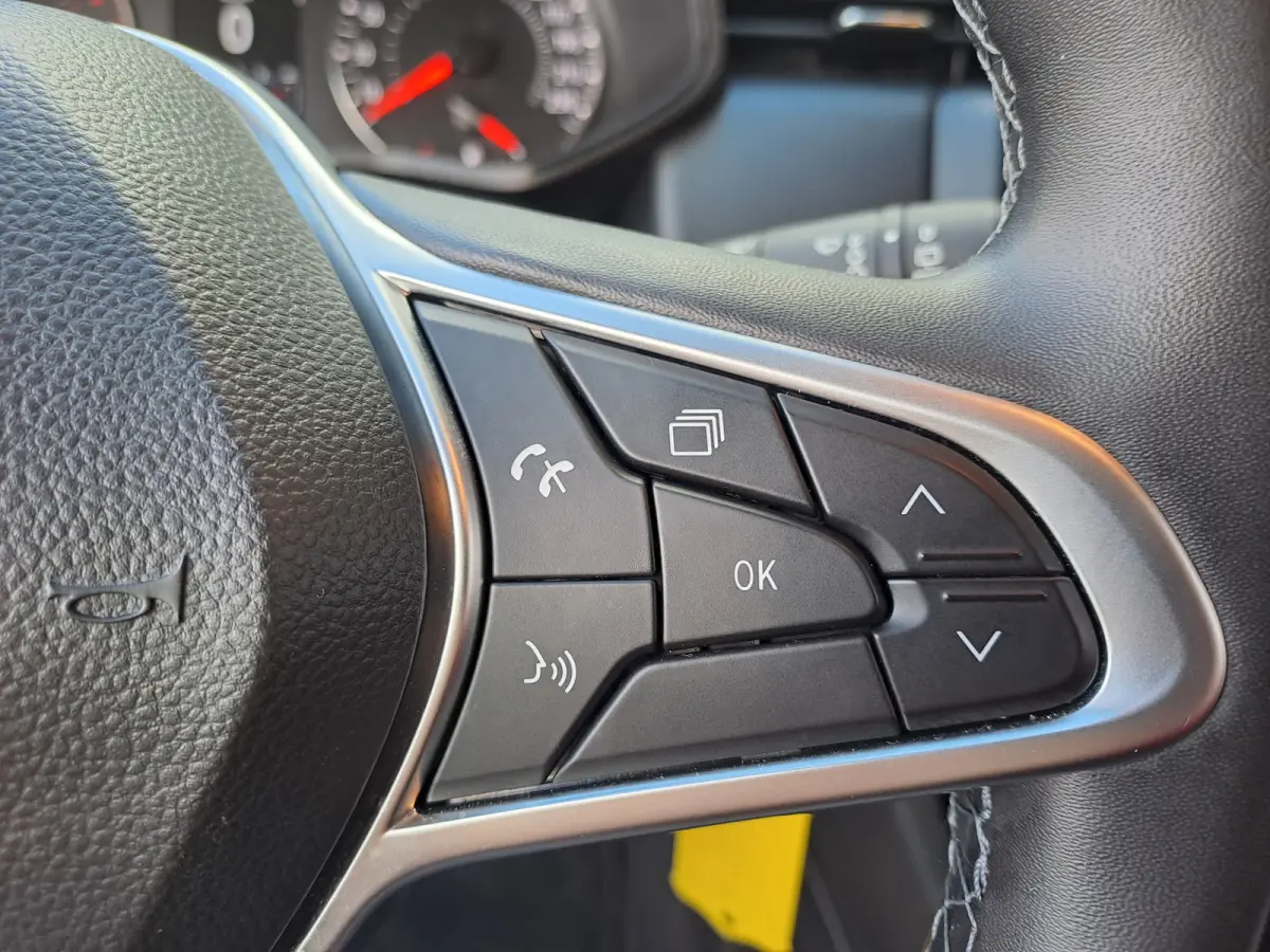 1.0 TCe 90 Equilibre | Navi | Cruise | Apple Carplay/Android Auto
