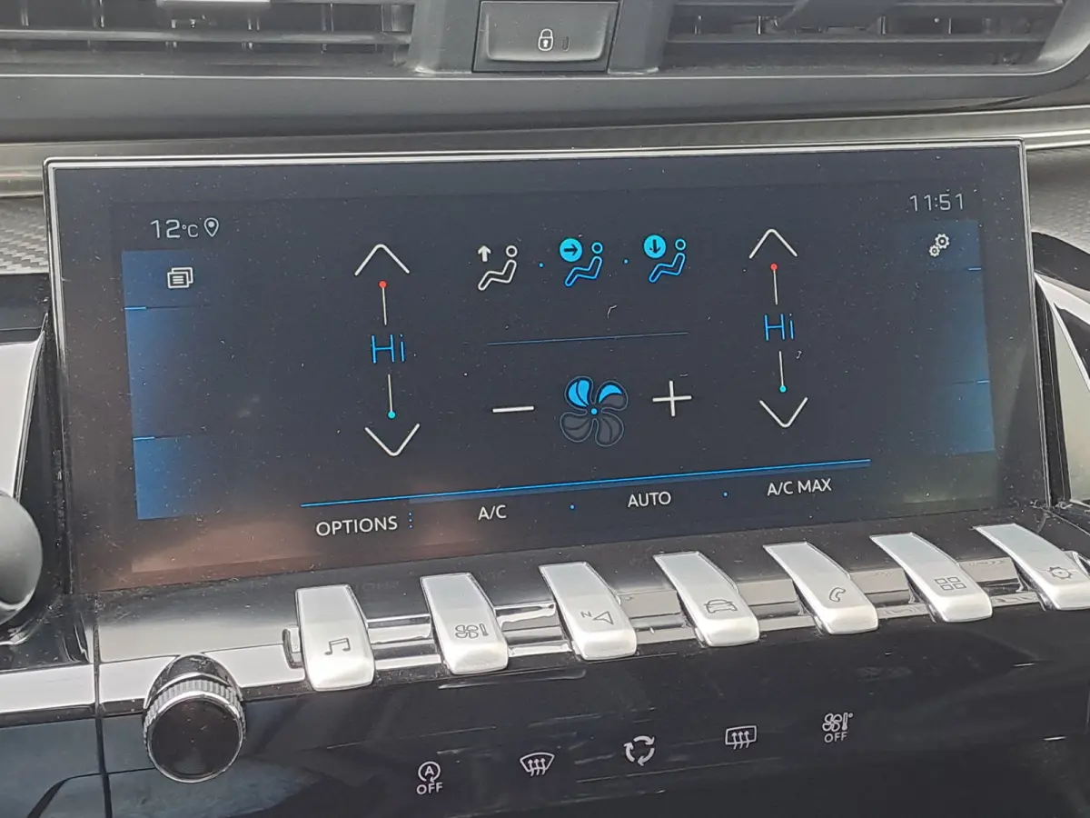 1.2 PureTech Allure Pack Business AUTOMAAT | Navigatie | Adaptieve Cruise | Climate | Sensoren | Rijstrooksensor met correctie | Apple Carplay/Android Auto | Dode hoek detector