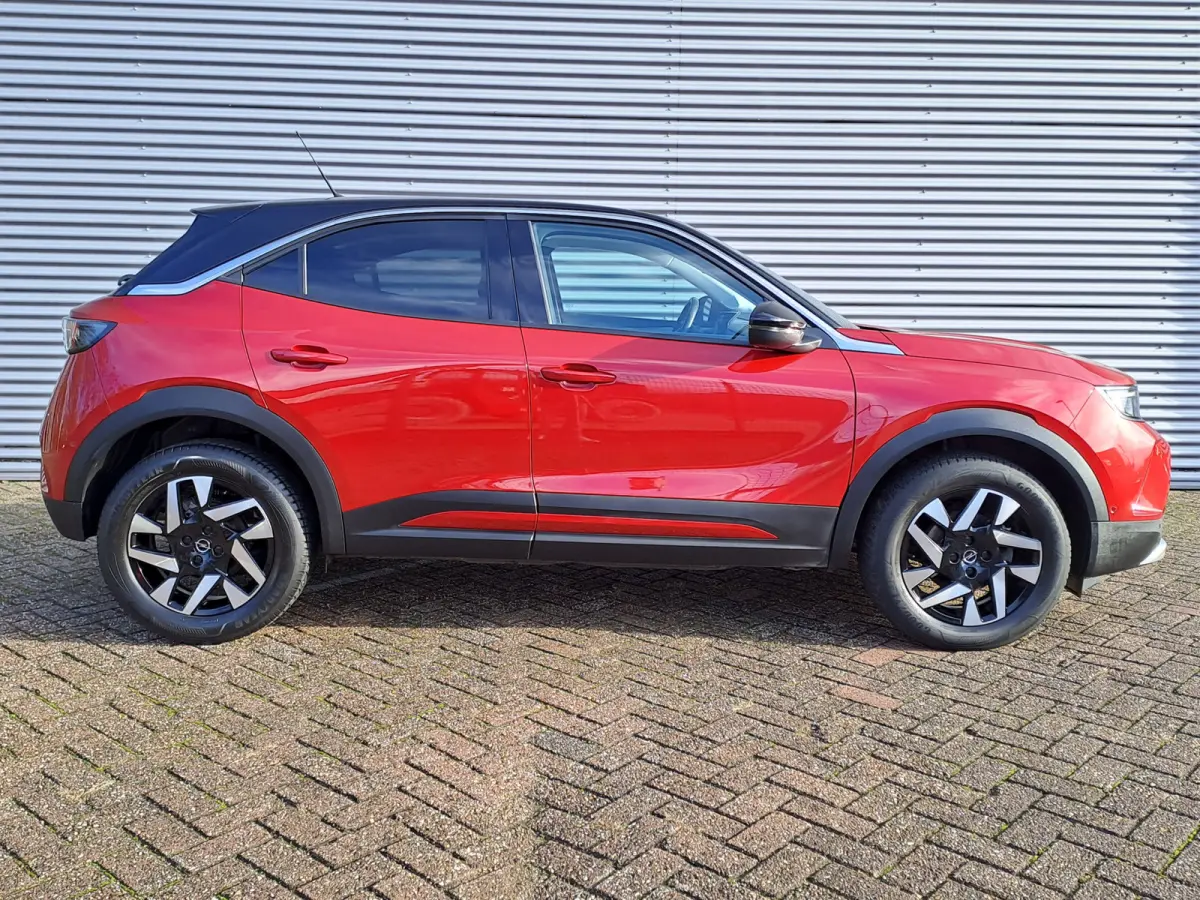 1.2 Turbo Elegance | Navi | Camera | LM Velgen | Cruise | Apple Carplay/Android Auto | Voorstoelen Verw. | Stuur Verw.