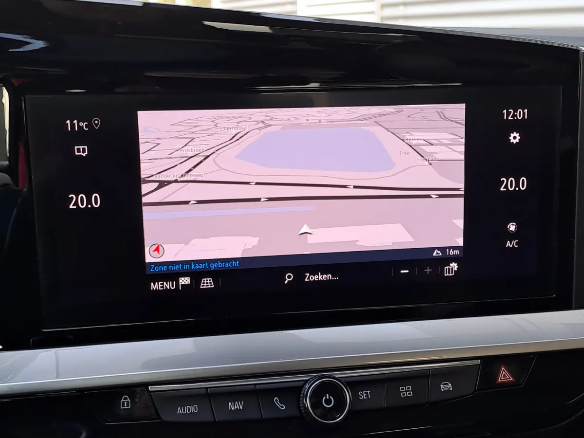 1.2 Turbo Elegance | Navigatie | Camera | LM Velgen | Cruise  | Stoel/stuur Verwarming | Sensoren | Apple Carplay/Android Auto | Rijstrooksensor met correctie