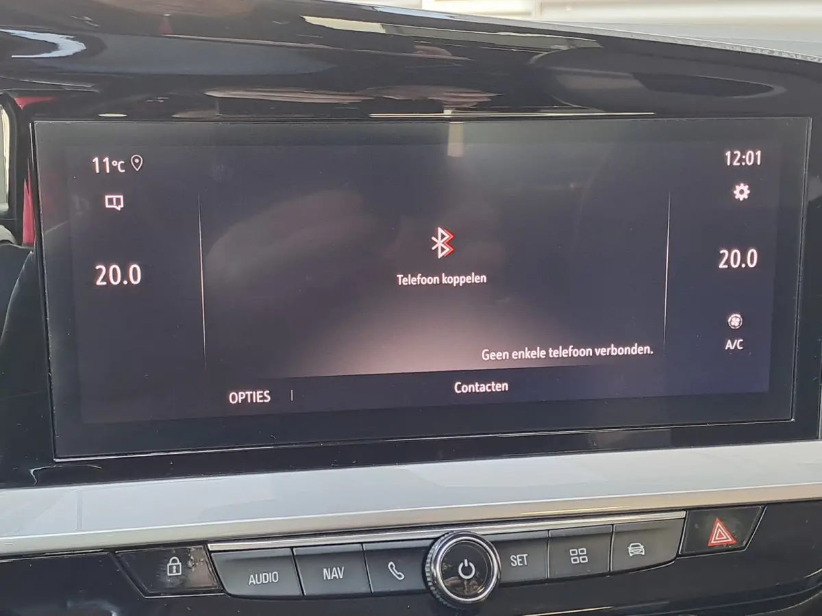 1.2 Turbo Elegance | Navigatie | Camera | LM Velgen | Cruise  | Stoel/stuur Verwarming | Sensoren | Apple Carplay/Android Auto | Rijstrooksensor met correctie