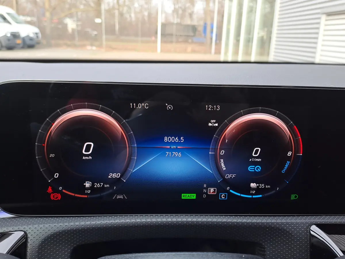 250 e Business Solution AMG Limited PHEV | AUTOMAAT | Navigatie | Panorama dak | Stoelverwarming