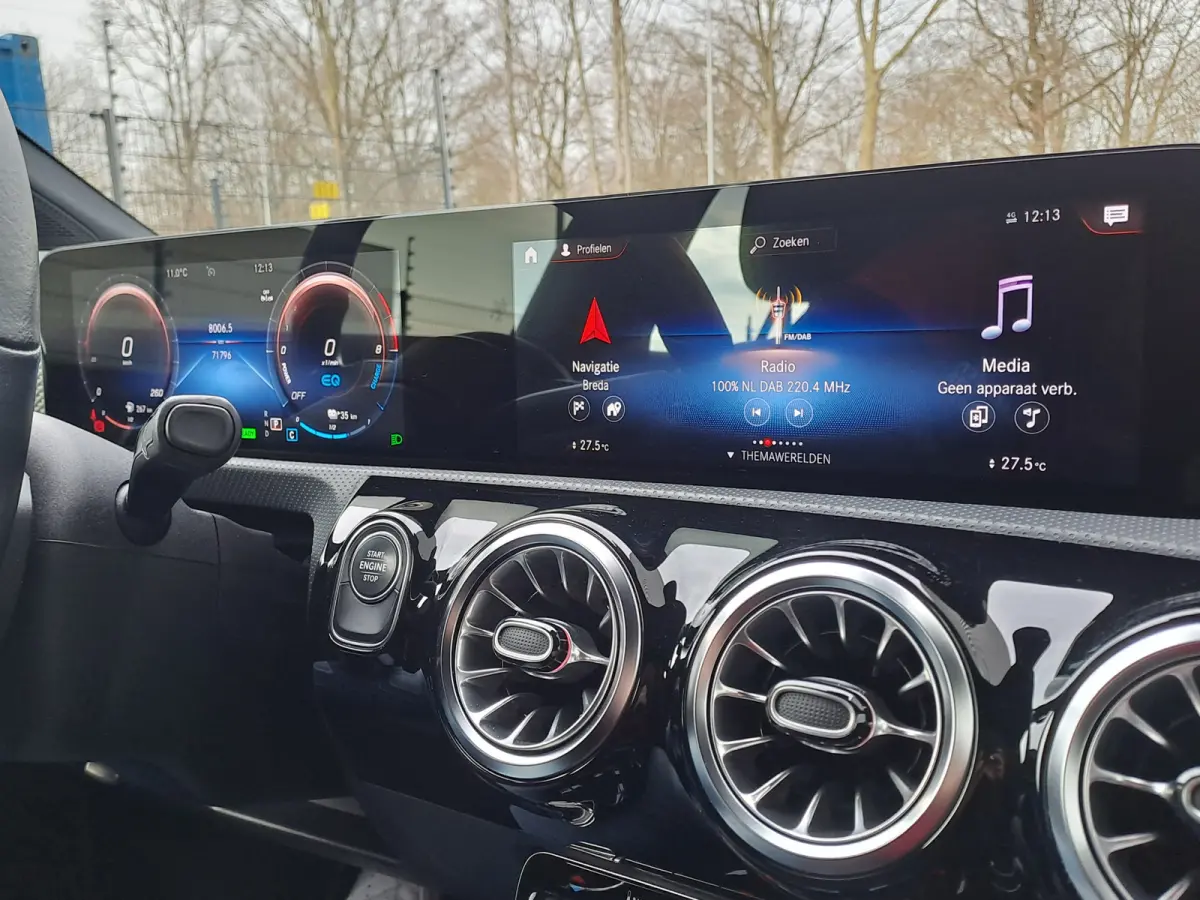 250 e Business Solution AMG Limited PHEV | AUTOMAAT | Navigatie | Panorama dak | Stoelverwarming