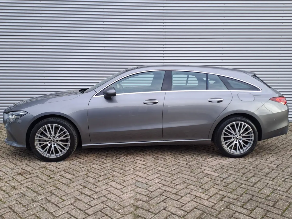 250 e Business Solution AMG Limited PHEV | AUTOMAAT | Navigatie | Panorama dak | Stoelverwarming