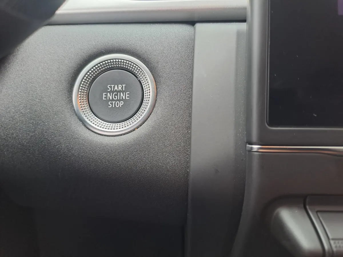 1.0 TCe 90 Zen Apple Carplay/Android Auto | Navi | Camera | PDC