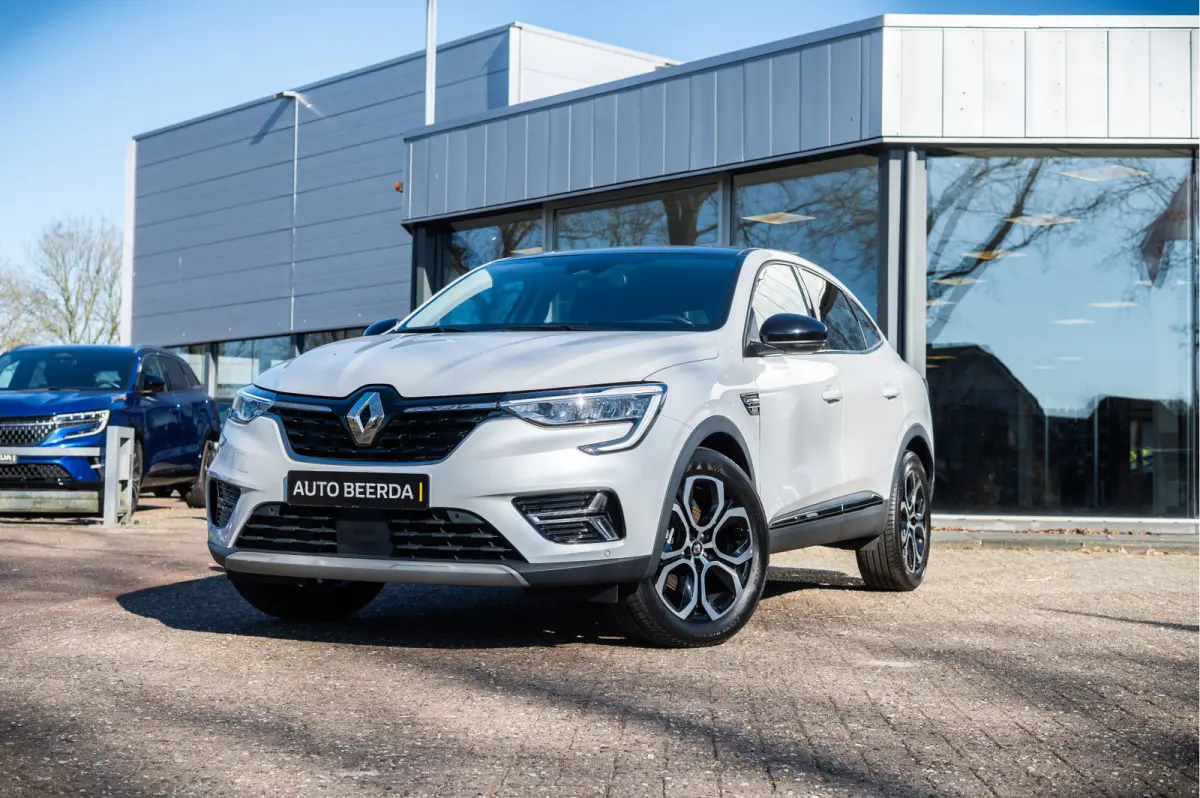 E-Tech hybrid 145 techno | Trekhaak | Fabrieksgarantie tot 3-2028 max. 100.000km