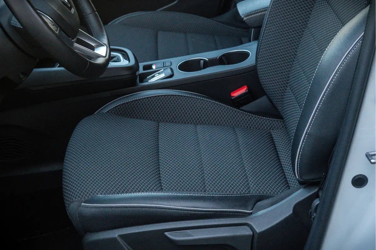E-Tech hybrid 145 techno | Trekhaak | Fabrieksgarantie tot 3-2028 max. 100.000km