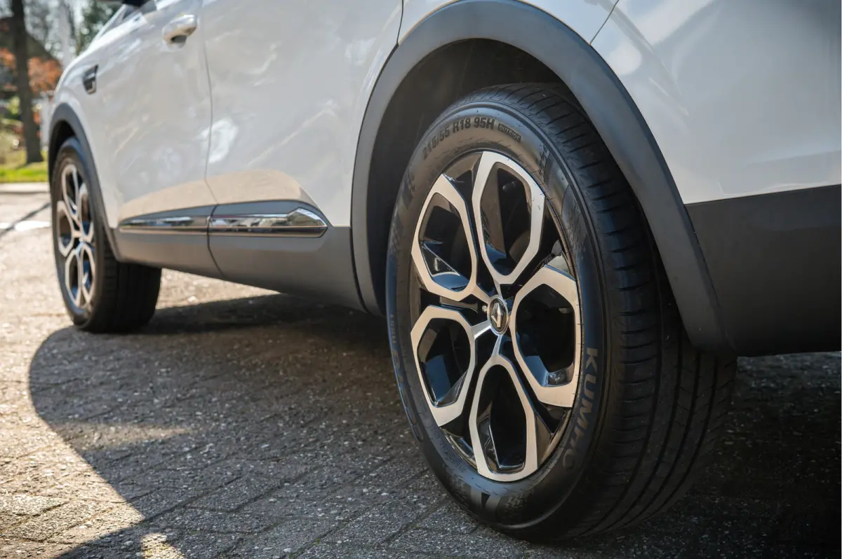 E-Tech hybrid 145 techno | Trekhaak | Fabrieksgarantie tot 3-2028 max. 100.000km