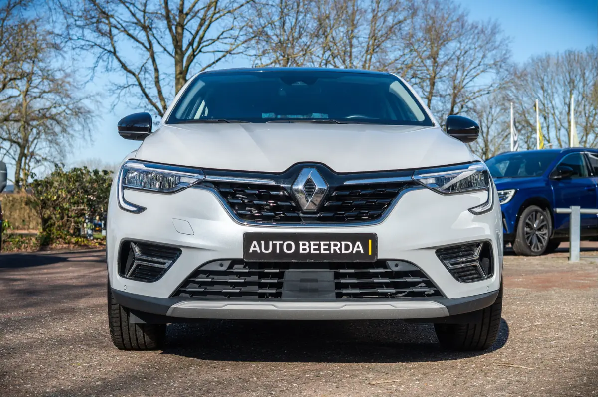 E-Tech hybrid 145 techno | Trekhaak | Fabrieksgarantie tot 3-2028 max. 100.000km