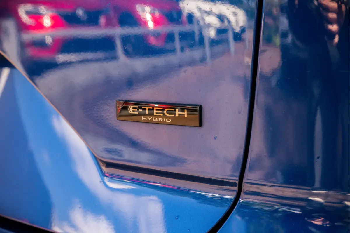 E-Tech full hybrid 200 techno | Fabrieksgarantie tot 10-2028 of max. 100.000km