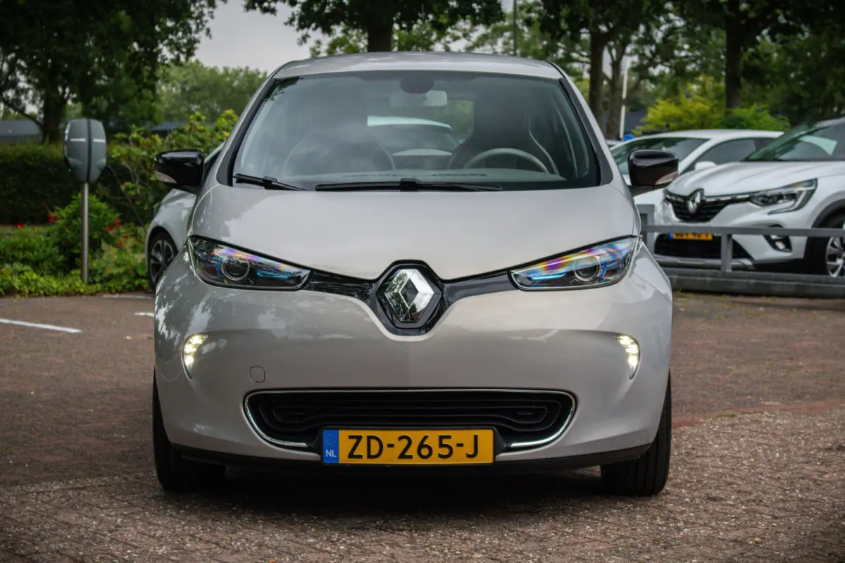 R90 Edition One 41 kWh | Huuraccu | Bose | Achteruitrijcamera