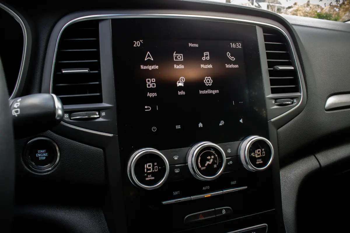 Estate Plug-In Hybrid 160 Zen | Fabrieksgarantie tot 08-2026 max. 100.000km