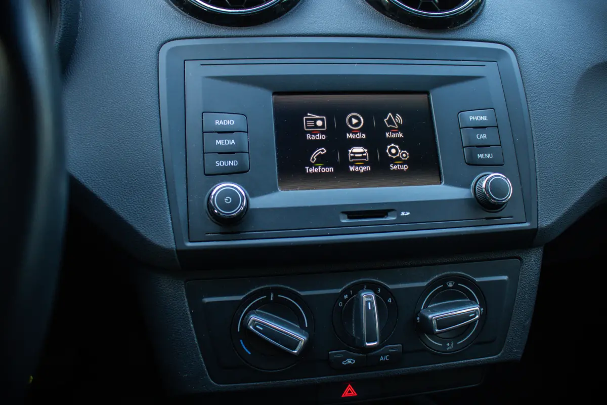 1.0 EcoTSI Style Connect | Trekhaak | Automaat