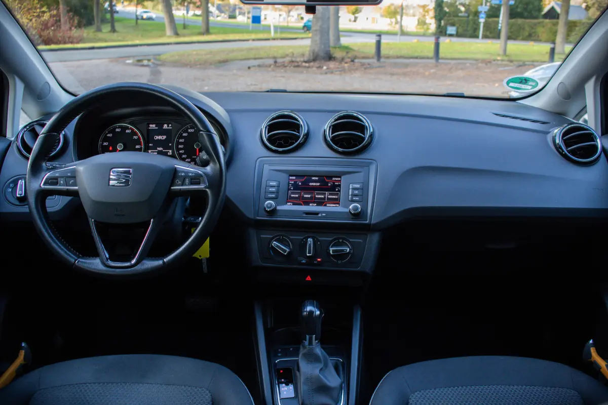 1.0 EcoTSI Style Connect | Trekhaak | Automaat