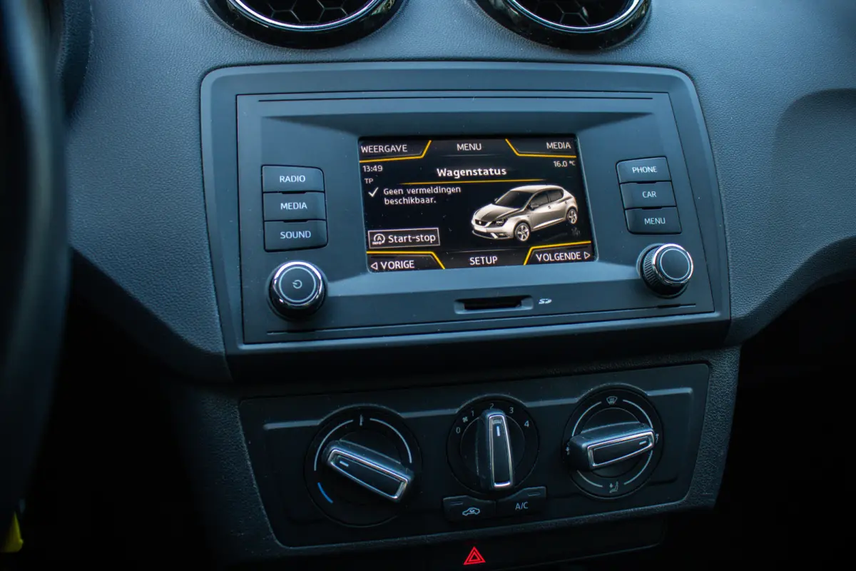 1.0 EcoTSI Style Connect | Trekhaak | Automaat