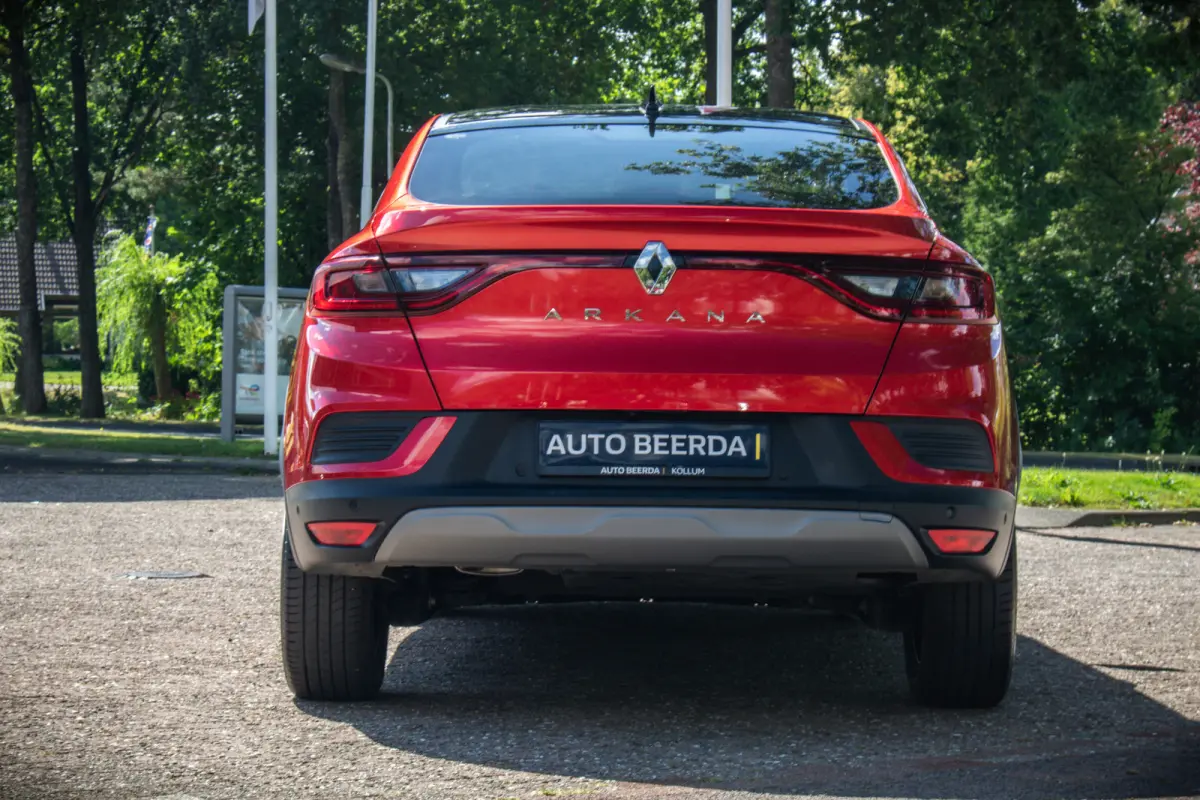 mild hybrid 140 EDC techno | Stoel- en stuurwiel verwarming | Achteruitrijcamera | Adaptieve cruise control |