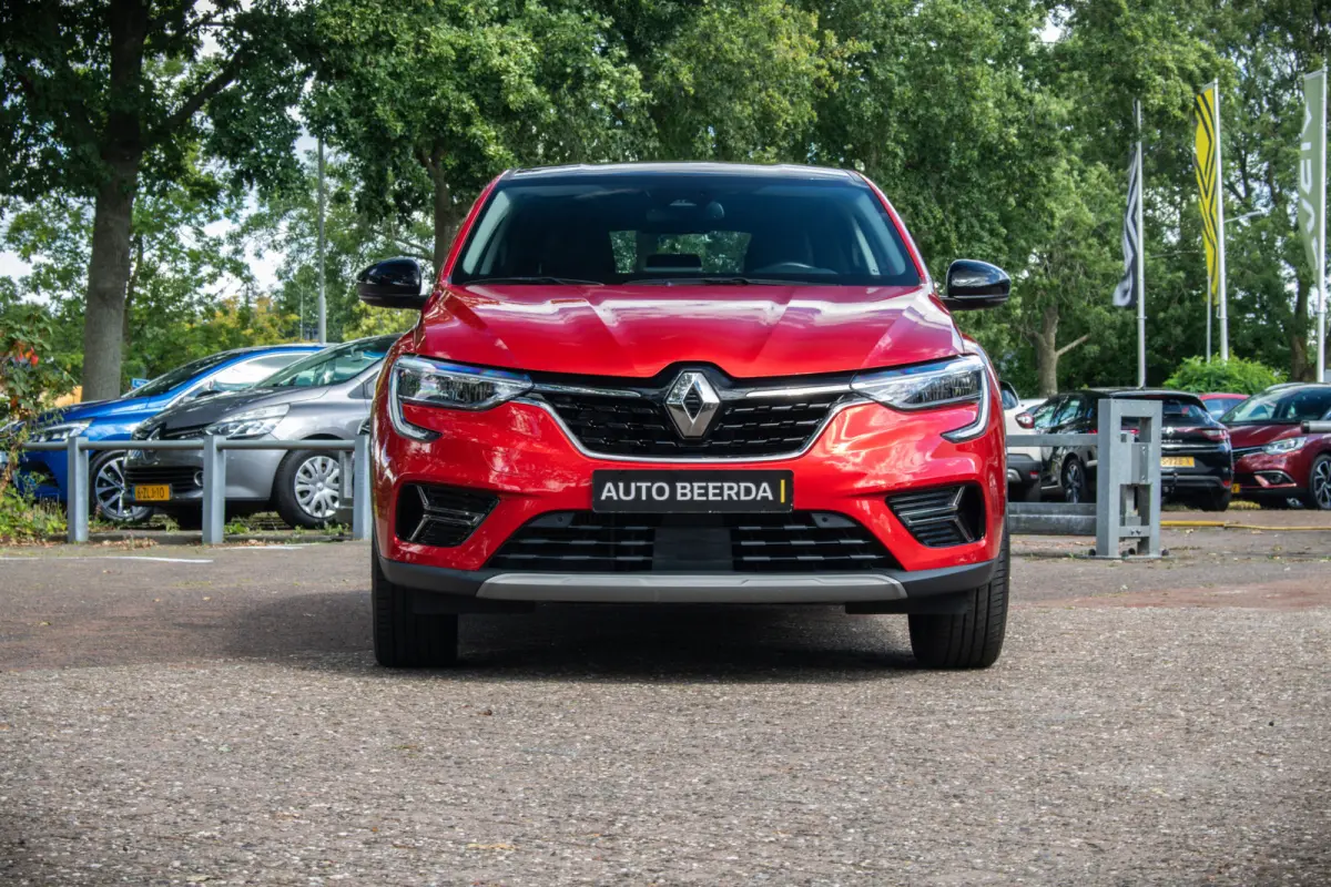 mild hybrid 140 EDC techno | Stoel- en stuurwiel verwarming | Achteruitrijcamera | Adaptieve cruise control |